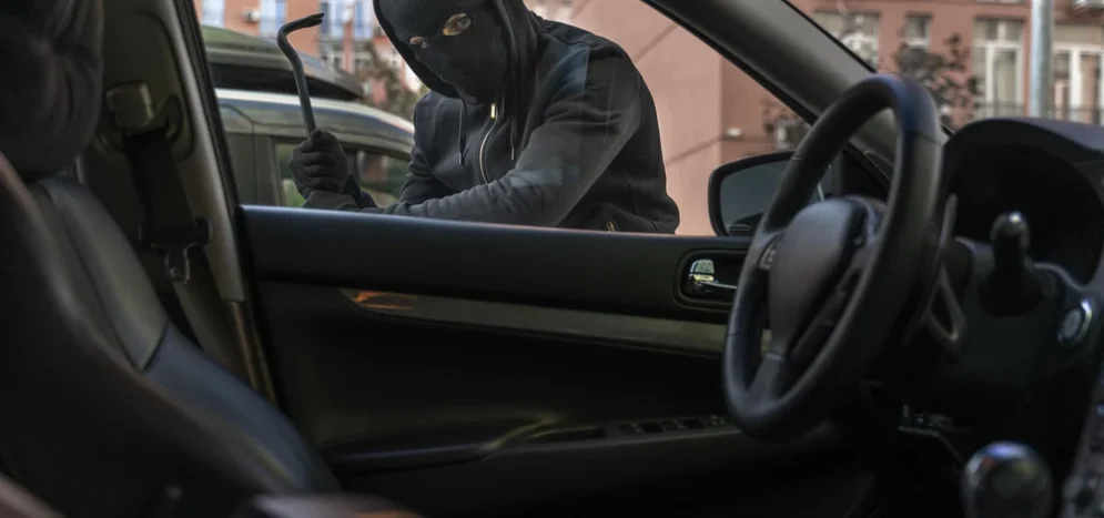 check-ability-alert-car-door-open-car-gps